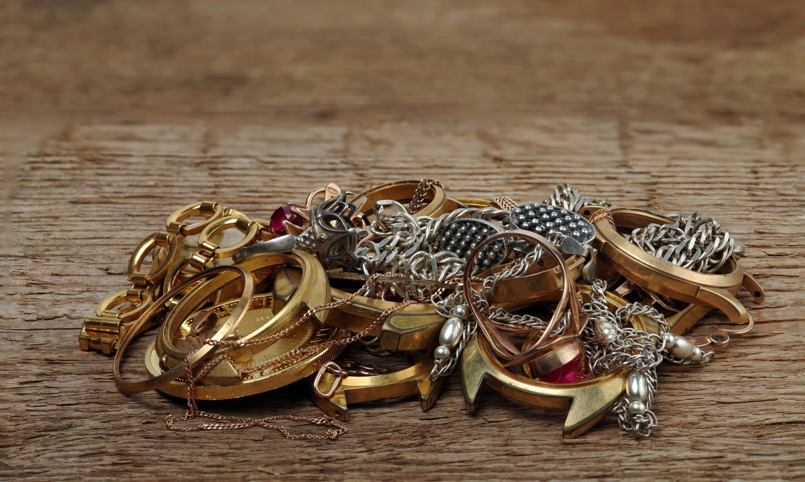 Broken or Damaged Gold Jewelry: Why Condition Doesn’t Affect Your Payout Much