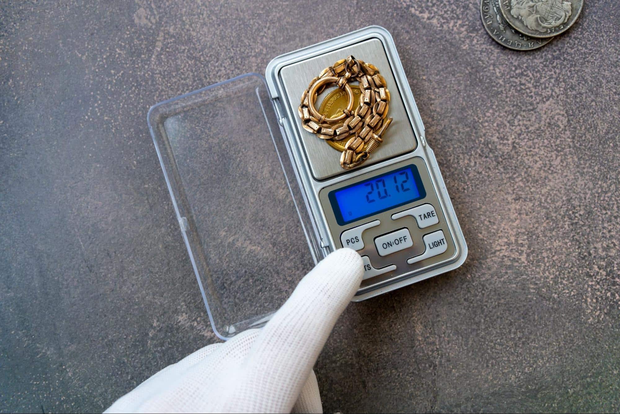 Why Selling Gold During a Personal Emergency Requires a Different Approach